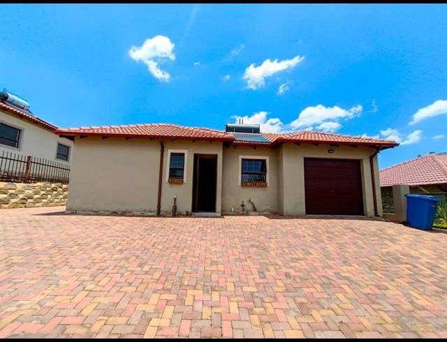3 BEDROOM HOUSE FOR SALE IN HEATHERVIEW